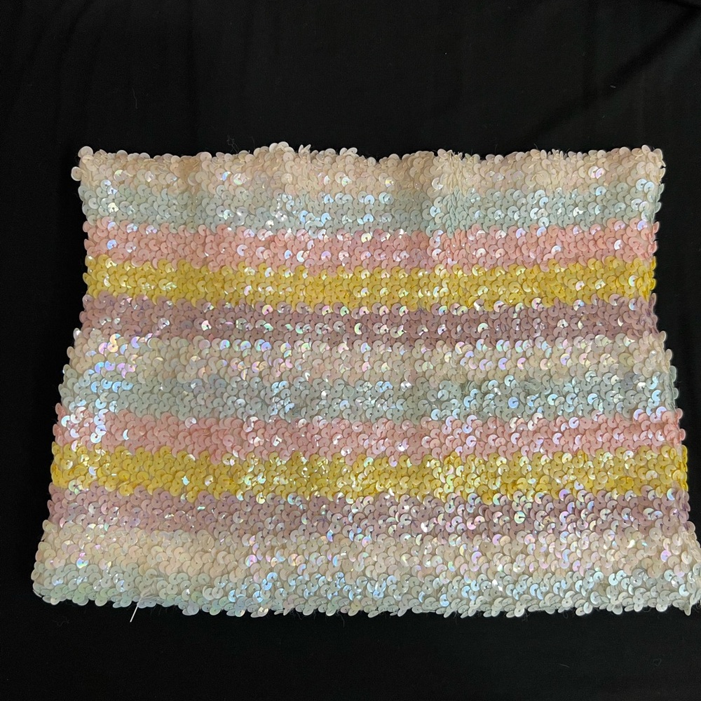 TOPPETTES by A.Brod sequence tube, top. OS 12 inches across unstretched.